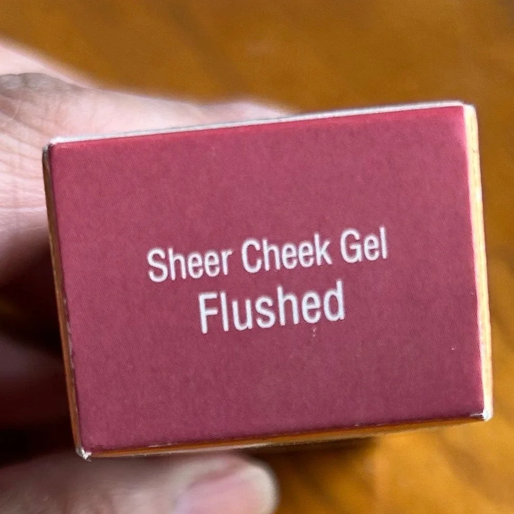 Pixi by Petra Sheer Cheek Gel Blush Flushed 0215 New Boxed‎ Oil-Free Dewy Glow